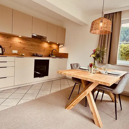 Sonnrain - Auszeit Auf 1400m - Aktiv Und Relaxt Fendels