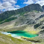 Sonnrain - Auszeit Auf 1400m - Aktiv Und Relaxt Fendels